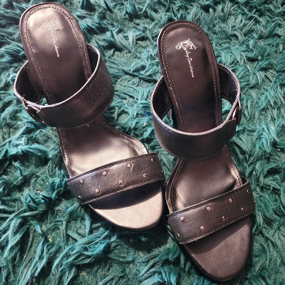 Harley Davidson Women’s Black Platform Slide Sandals Studded Heels Size 10